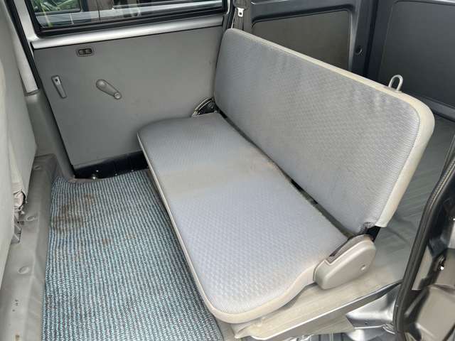 Mitsubishi Minicab Van 8