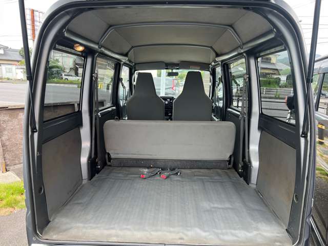Mitsubishi Minicab Van 9