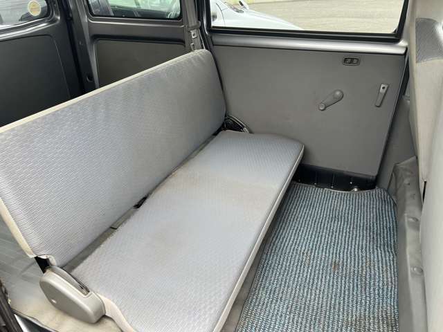 Mitsubishi Minicab Van 10
