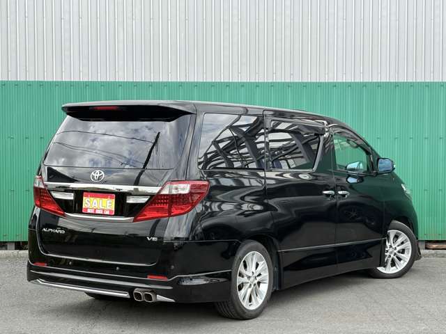 Toyota Alphard 2