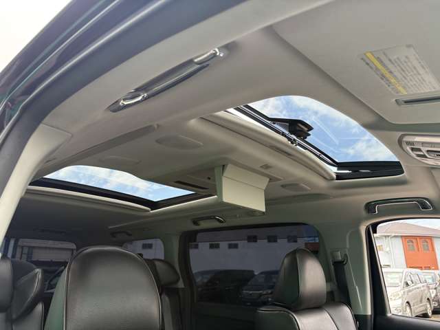 Toyota Alphard 8