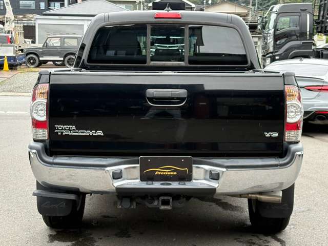 Toyota Tacoma 9