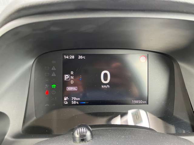 Mitsubishi eK X EV 11