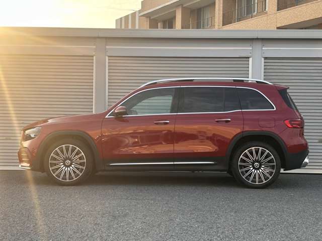 Mercedes-Benz GLB 6