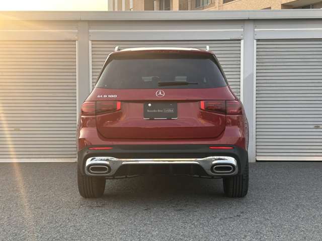 Mercedes-Benz GLB 8