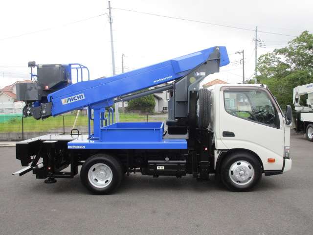 Isuzu Elf 5