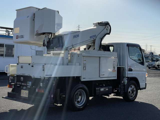 Mitsubishi Fuso Canter 5