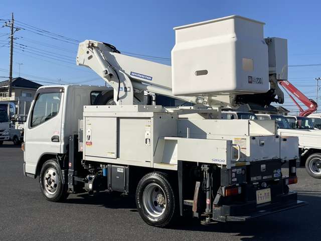 Mitsubishi Fuso Canter 7