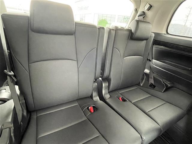 Toyota Alphard 11