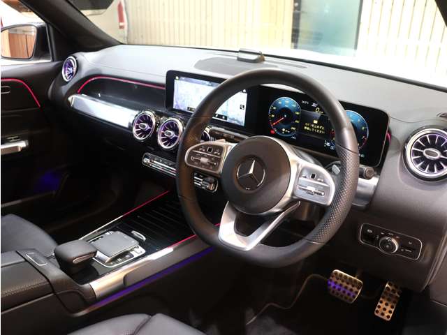 Mercedes-Benz GLB 12