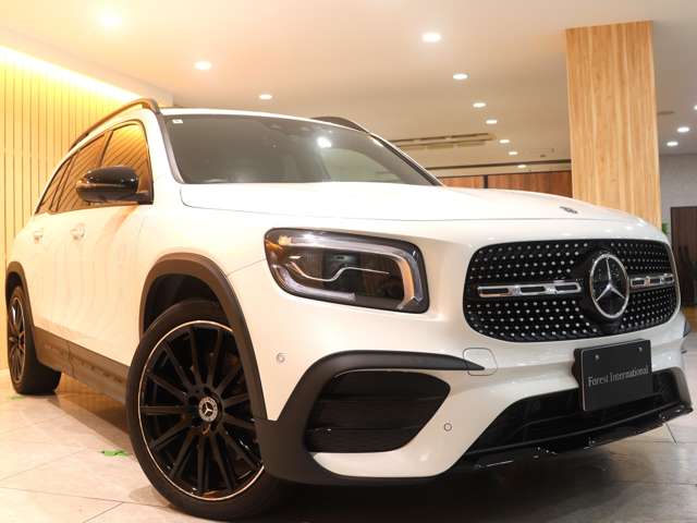 Mercedes-Benz GLB 8