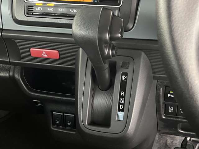 Suzuki Spacia Base 12
