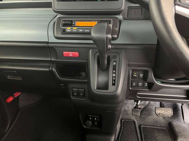 Suzuki Spacia Base 10