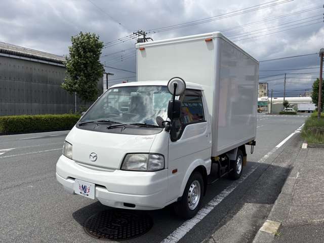 Mazda Bongo Truck 3