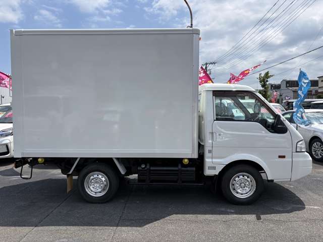 Mazda Bongo Truck 8