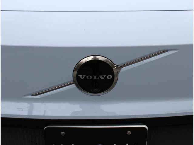 Volvo EX30 11