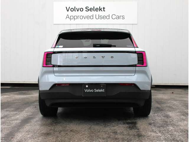 Volvo EX30 7