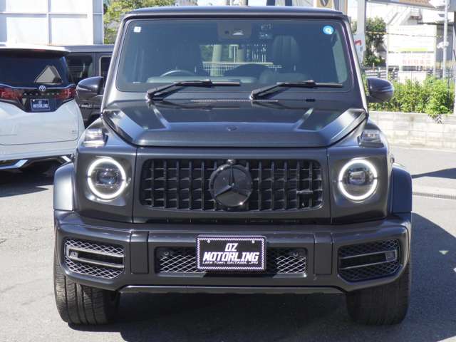 Mercedes-Benz G-Class 9