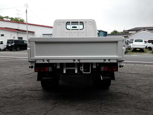 Mitsubishi Fuso Canter 6