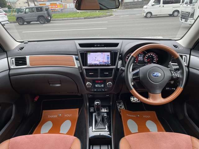 Subaru Exiga Crossover7 6