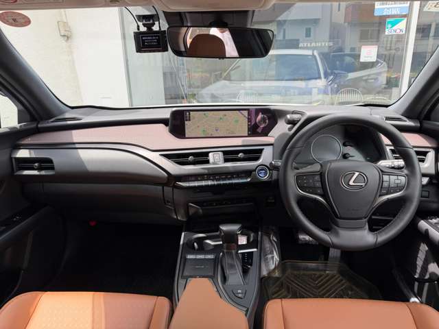 Lexus UX 2
