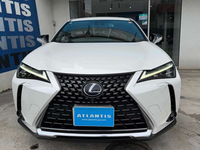 Lexus UX 5