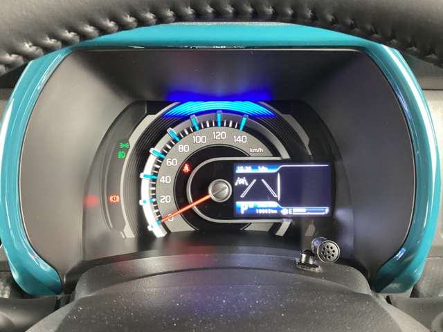 Mazda Flair Crossover 11