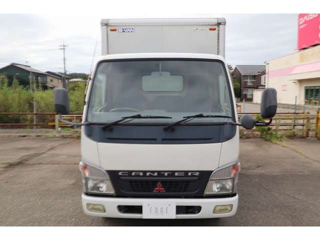 Mitsubishi Fuso Canter 4