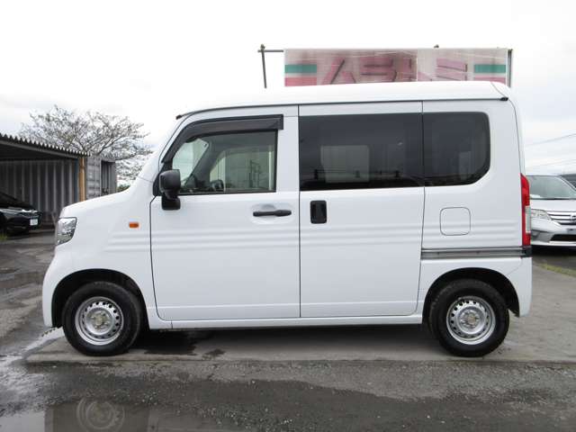 Honda N-VAN 8