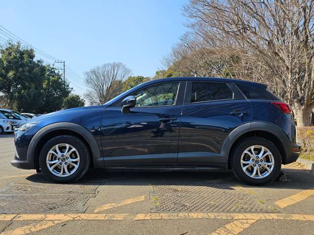 Mazda CX-3 4