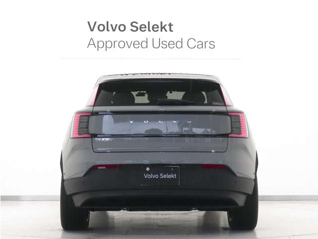 Volvo EX30 11