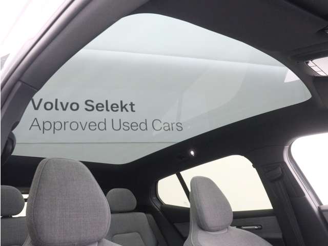 Volvo EX30 5