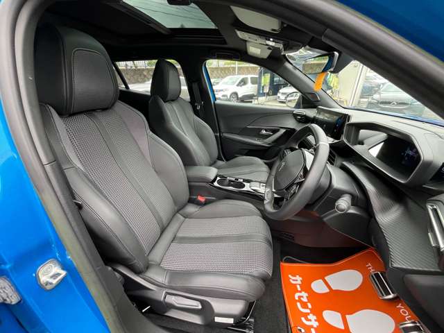 Peugeot SUV e-2008 7
