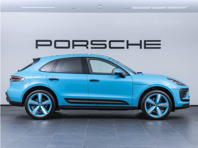 Porsche Macan 4