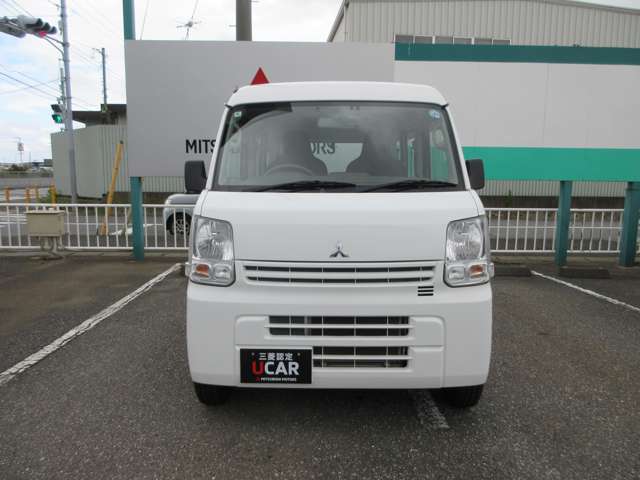 Mitsubishi Minicab Van 12