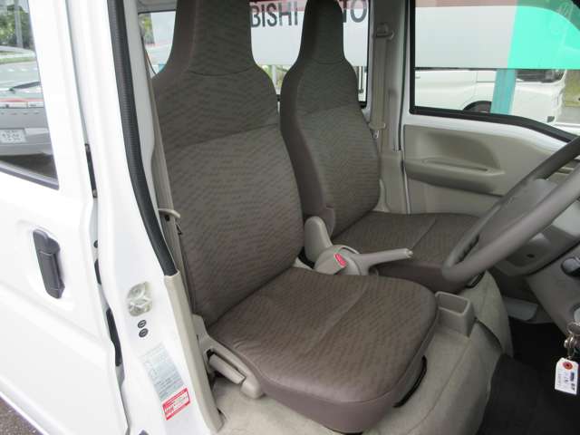 Mitsubishi Minicab Van 8