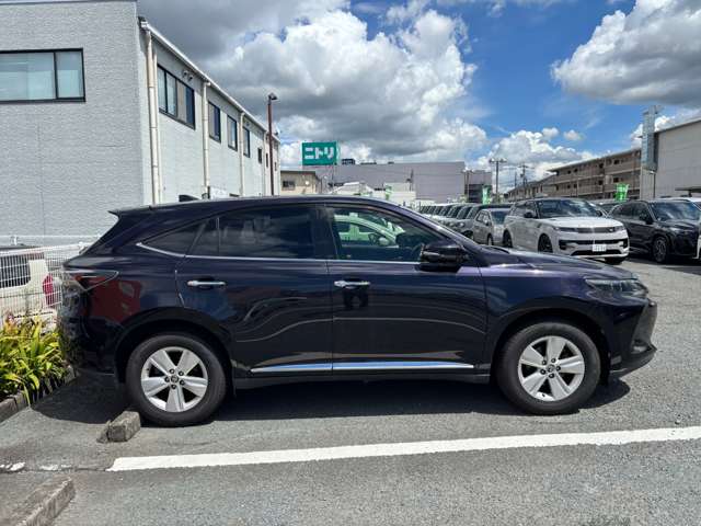 Toyota Harrier 4