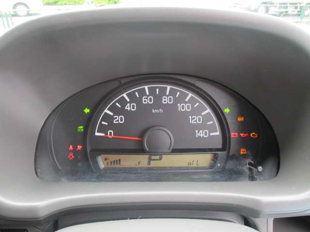 Nissan NV100 Clipper 12