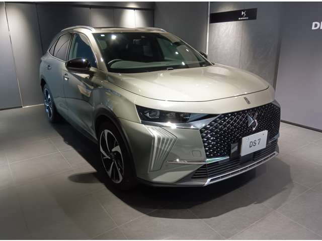 DS Automobiles DS7 4