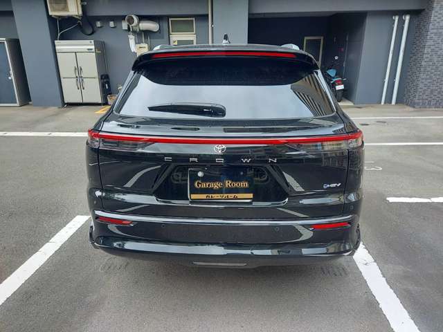 Toyota Crown Estate 6