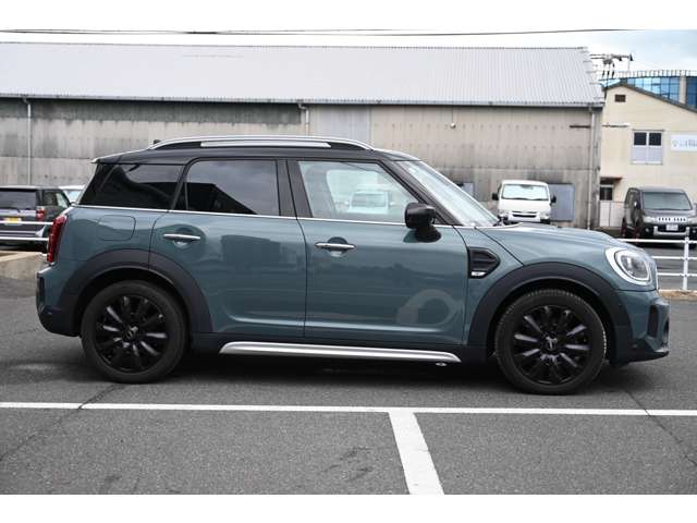 MINI Crossover 9