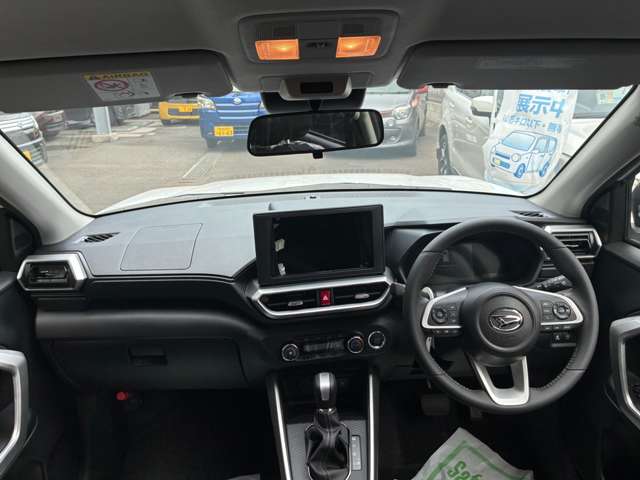 Daihatsu Rocky 12