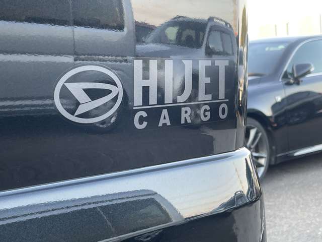 Daihatsu Hijet Cargo 12