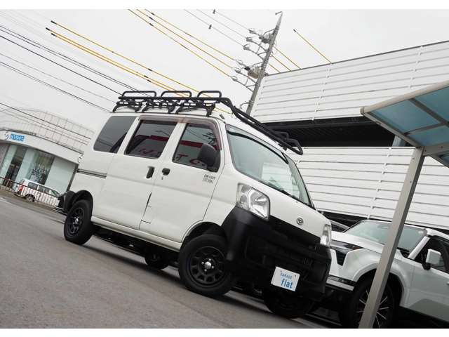 Daihatsu Hijet Cargo 9
