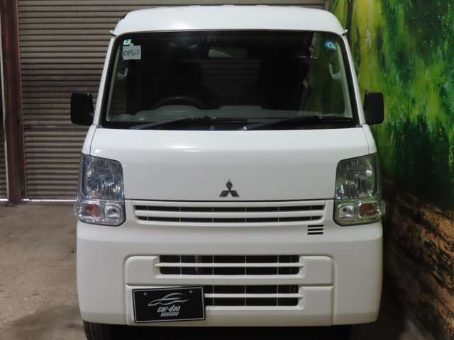 Mitsubishi Minicab Van 3