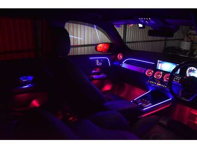Mercedes-Benz GLB 11