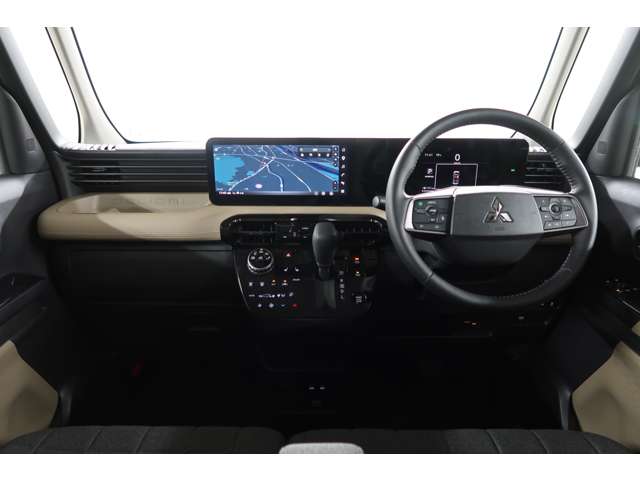 Mitsubishi Delica Mini 2