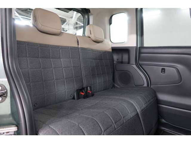 Mitsubishi Delica Mini 10