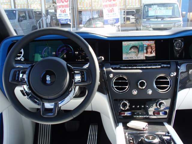 Rolls-Royce ブラックバッジカリナン 3