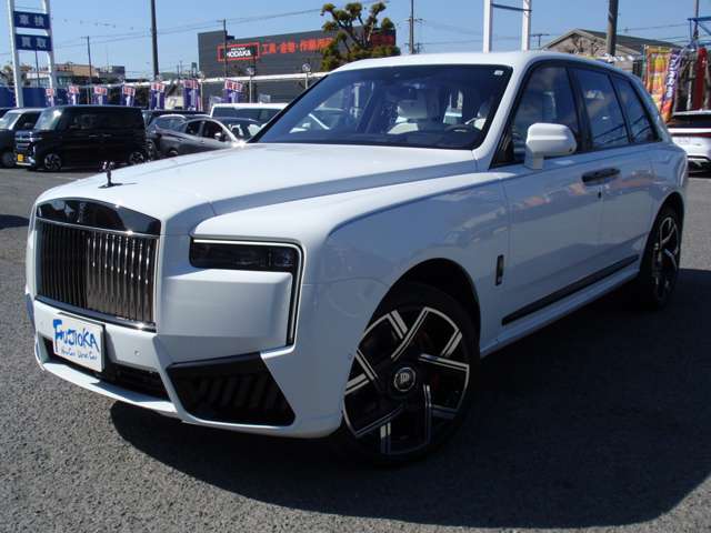 Rolls-Royce ブラックバッジカリナン 8
